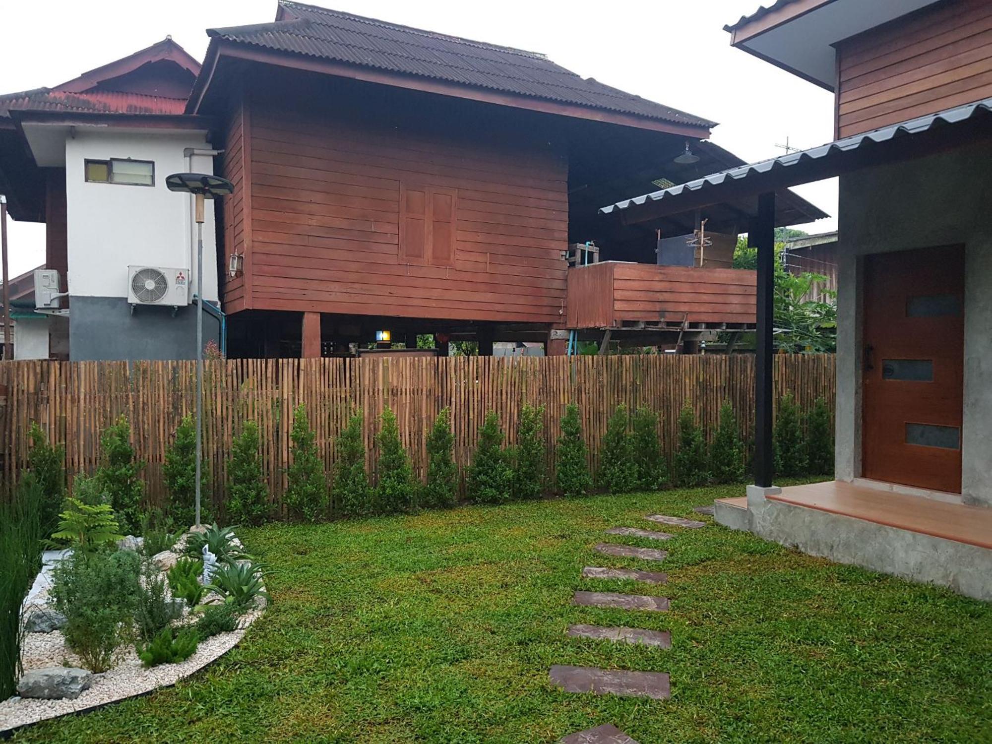Kedthawa Homestay เฮือนเก็ดถะหวา Ban Cho Lae Bagian luar foto
